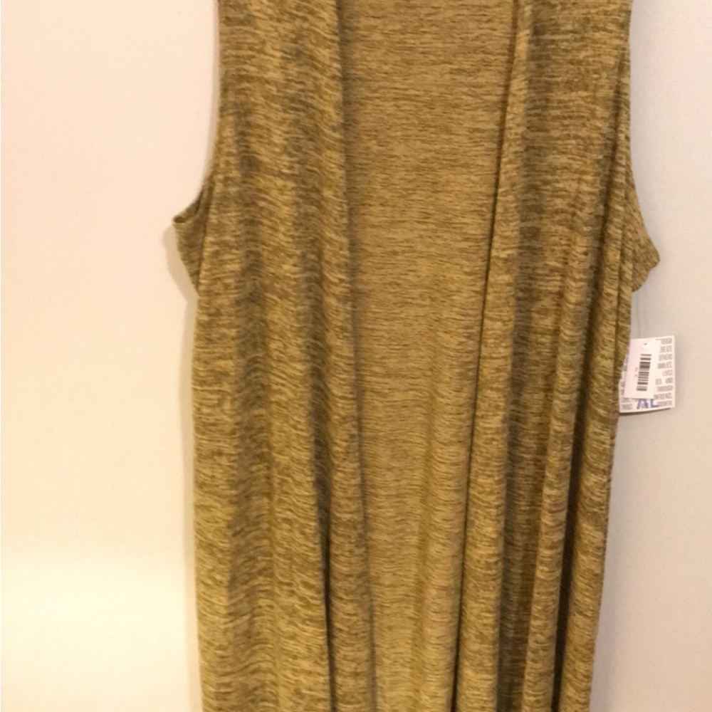 Lularoe - Picture 4 of 4